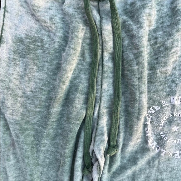 VANILLA STAR GREEN BURNOUT JOGGERS WOMENS SMALL ‘LOVE IS LOVE’ - Picture 4 of 6